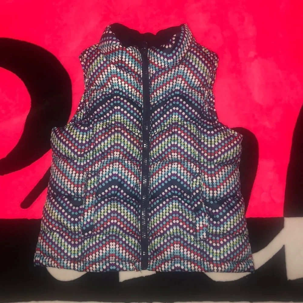 OLD NAVY PUFFY VEST SIZE 5